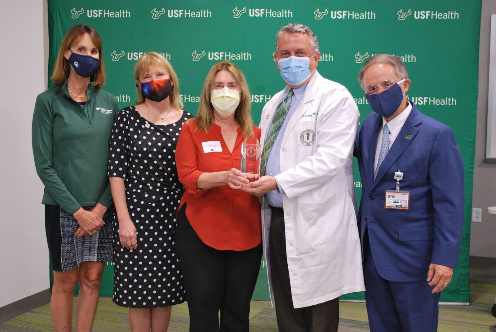 USF Health Morsani College of Medicine Alumni Society presents two Distinguished Alumni Awards during second annual State of the College event 